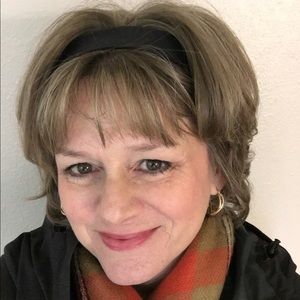 Meet your Posher, Sally